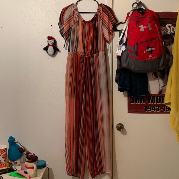 Jump suit - Picture 1 of 4